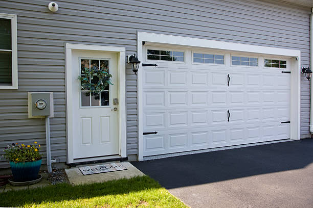 24/7 Emergency Garage Door Panel Replacement experts in Rome, GA